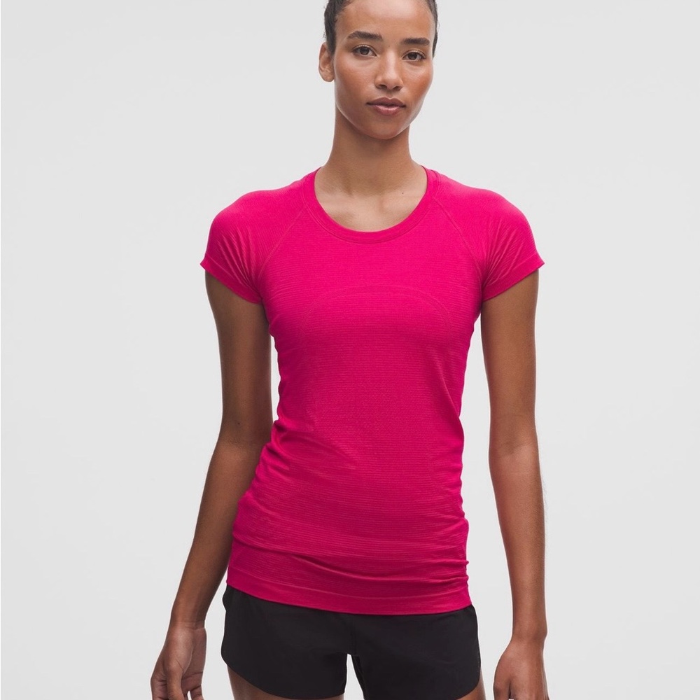 Lululemon Swiftly Tech